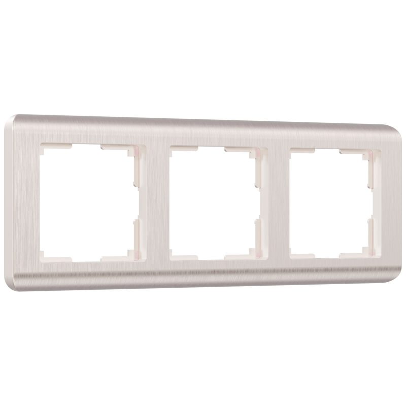 Рамка на 3 поста перламутровый (код a040877) изображение